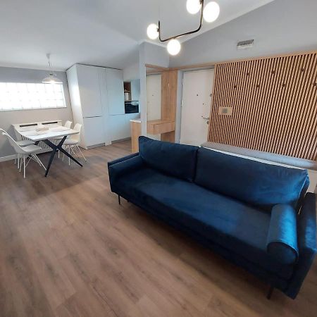 Lovely Apartment Ioana Târgu Neamț Esterno foto