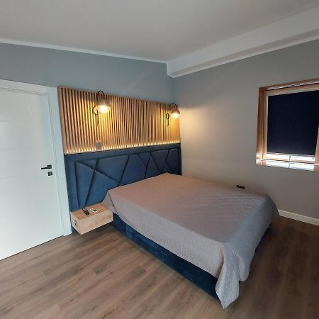 Lovely Apartment Ioana Târgu Neamț Esterno foto