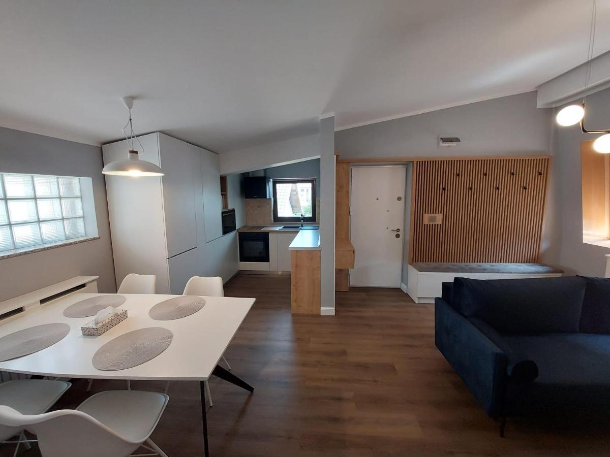 Lovely Apartment Ioana Târgu Neamț Esterno foto