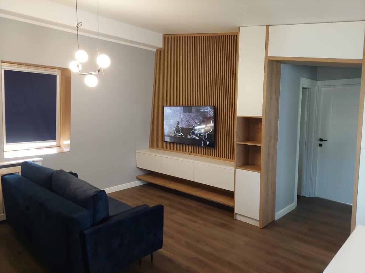Lovely Apartment Ioana Târgu Neamț Esterno foto