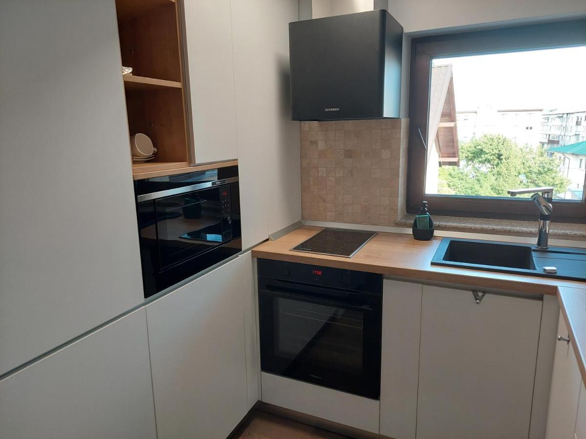 Lovely Apartment Ioana Târgu Neamț Esterno foto